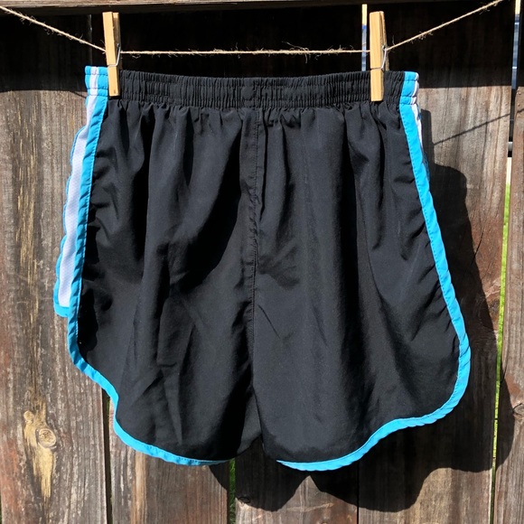 Nike - Running Shorts - Size S/M - Picture 4 of 7